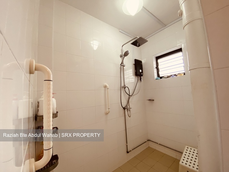 Woodlands Avenue 1 (D25), Apartment #379692801